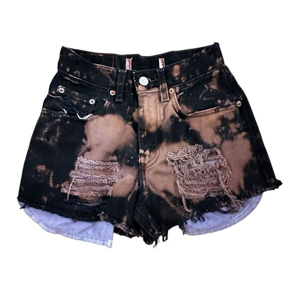 Levi’s ~ Black 550 Tie Dye shorts~ hardware detail on back pocket ~ size 12slim - Picture 1 of 12